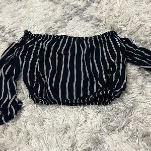 brandy melville off the shoulder long sleeve top!
